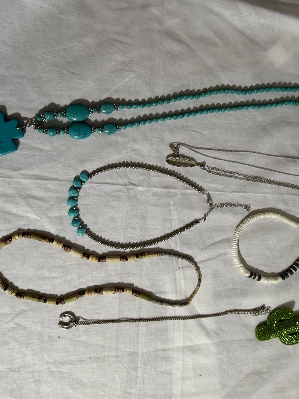 Large Western Boho Costume Jewelry Lot--Necklaces, Bracelets, and Earrings - Picture 3 of 15